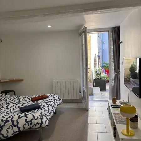 83 Apartman